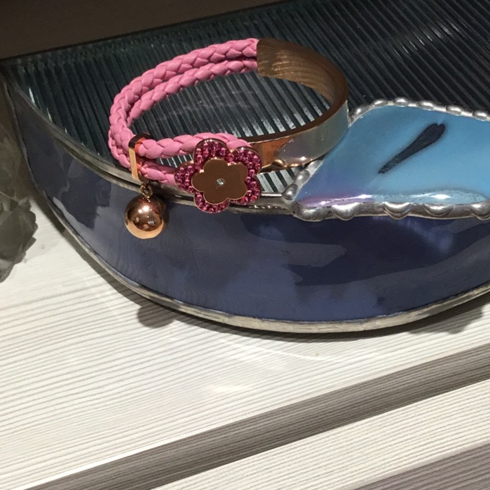 Beautiful Jimmy Crystal  braided and metal bracelet